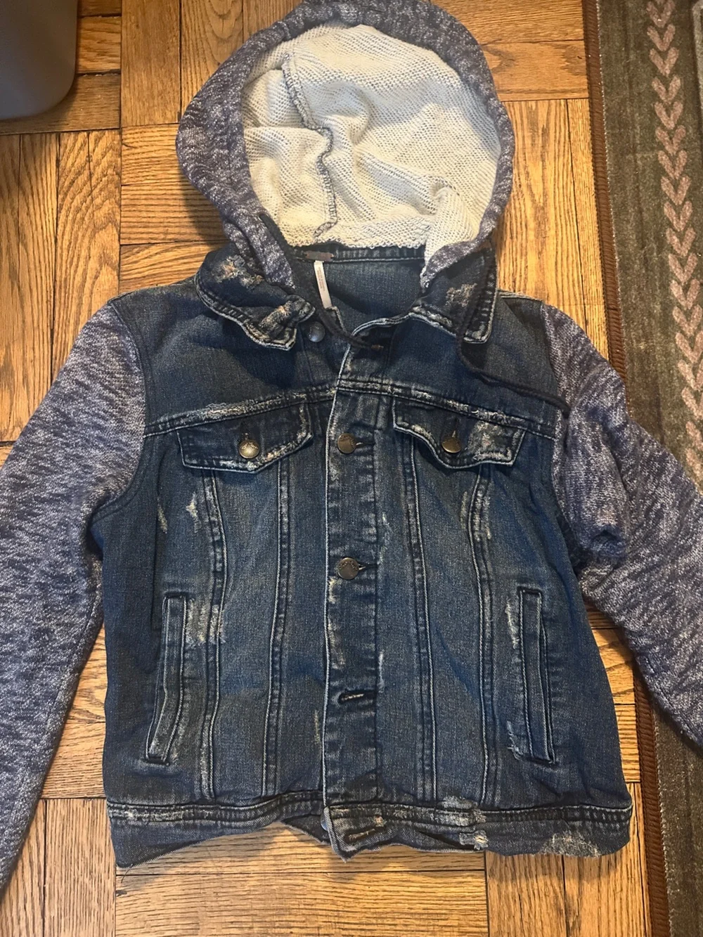 Free People Distressed Denim Hoodie Jacket Size Small - Picture 4 of 8